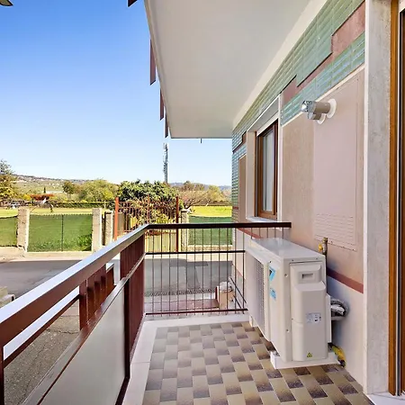 Victoria Family Apartment *